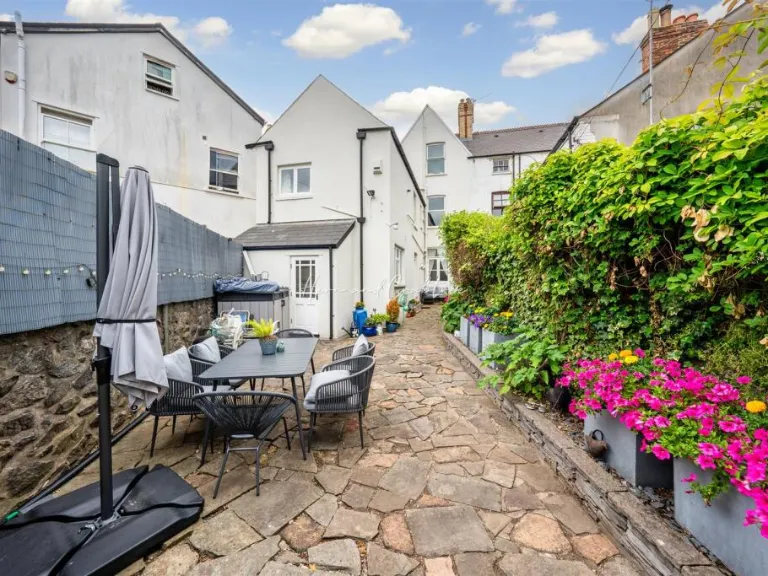 property Compatible Images}