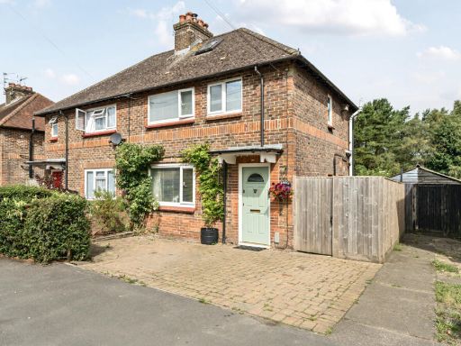 Similar property image