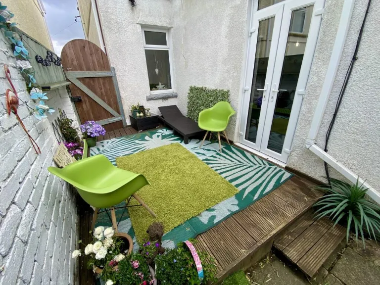 property Compatible Images}