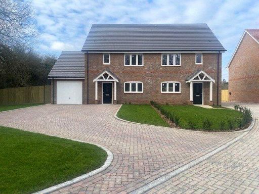 Similar property image