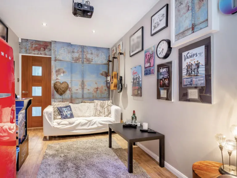 property Compatible Images}