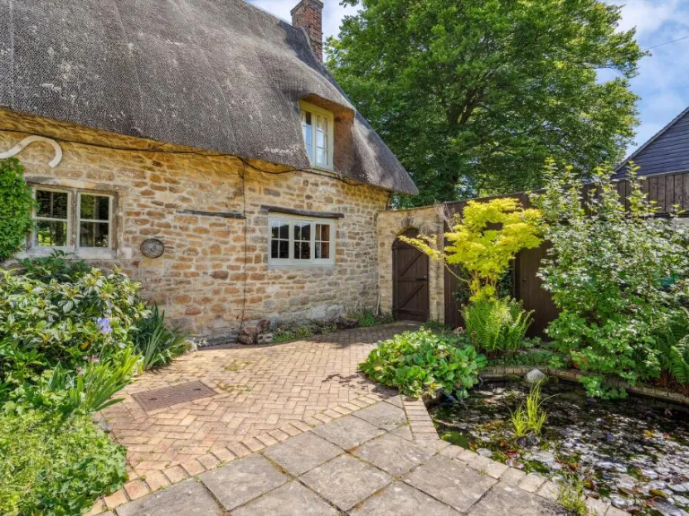 property Compatible Images}