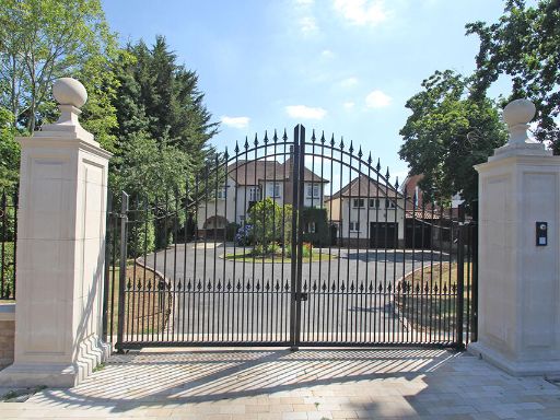Similar property image