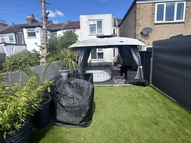 property Compatible Images}