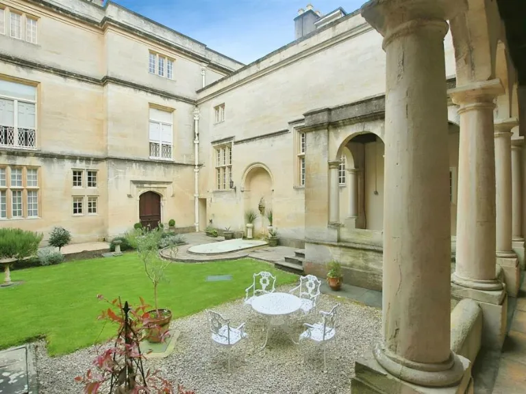 property Compatible Images}