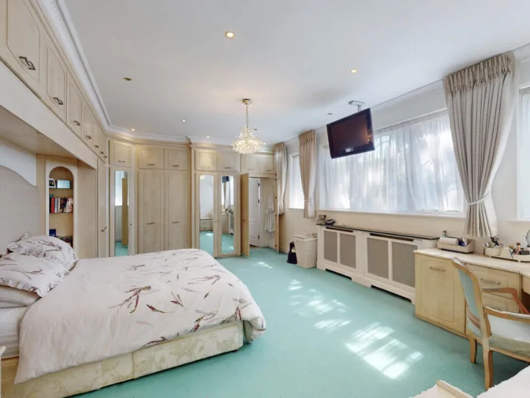 property Compatible Images}