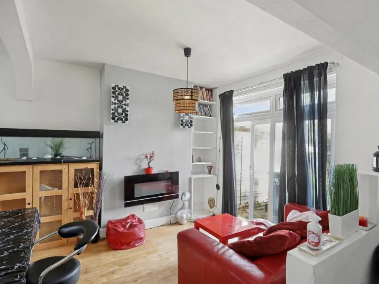 property Compatible Images}