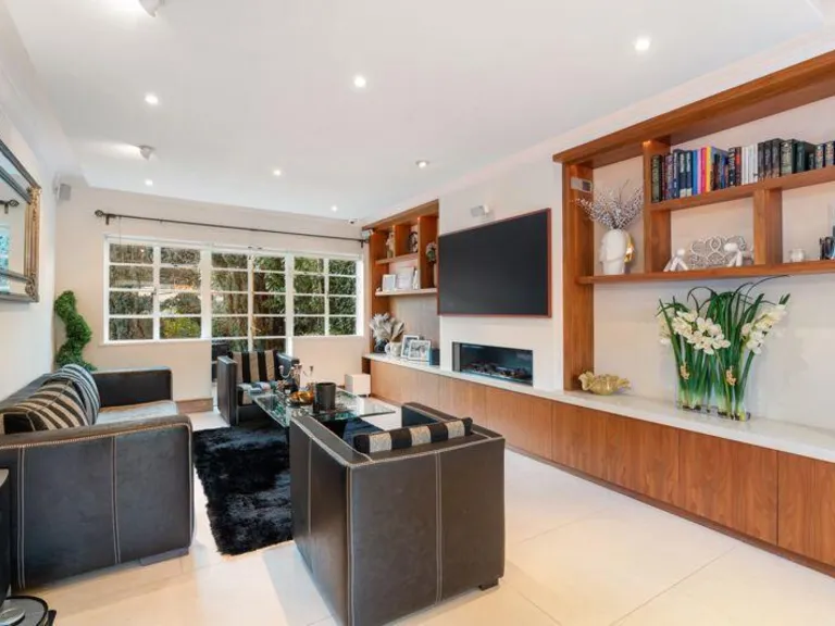 property Compatible Images}