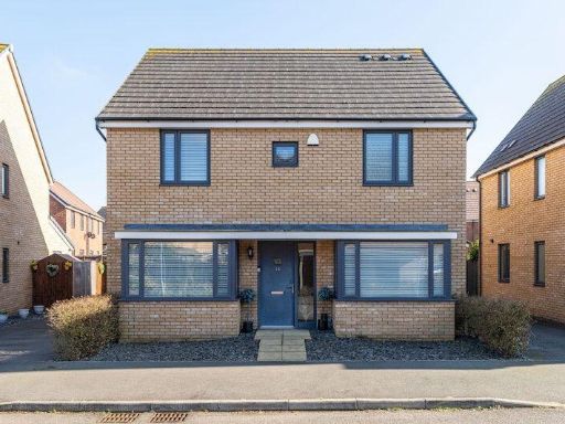 Similar property image