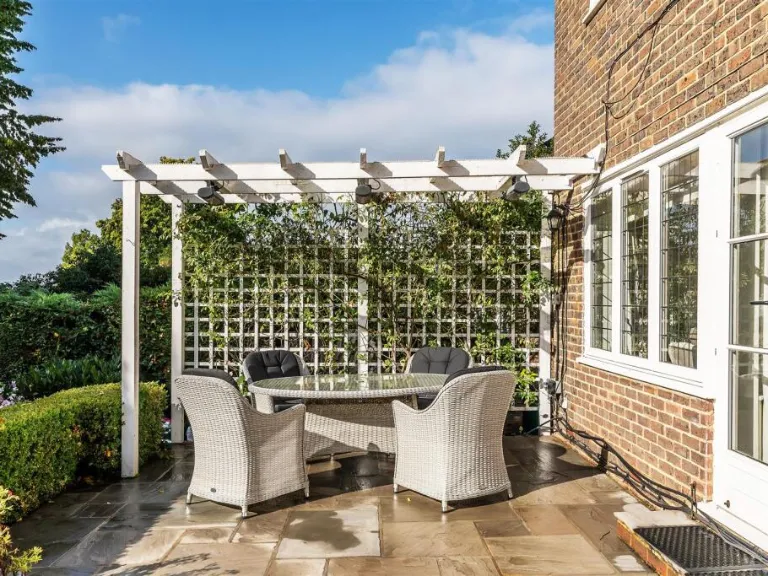 property Compatible Images}