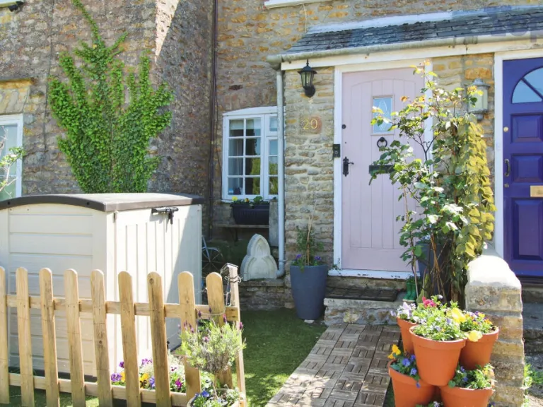 property Compatible Images}