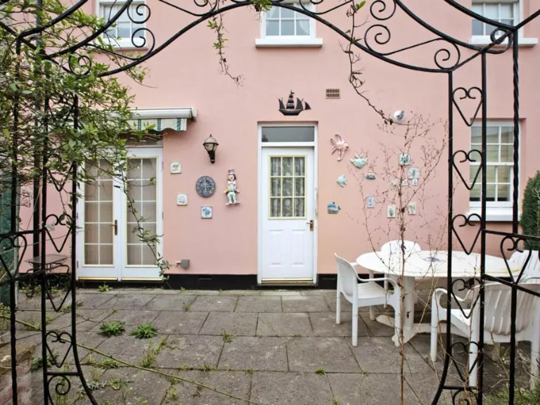 property Compatible Images}