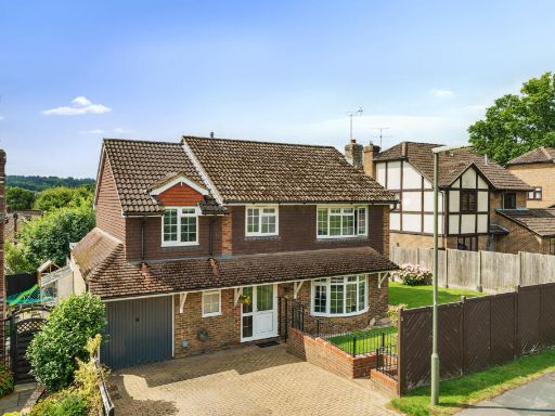 Similar property image