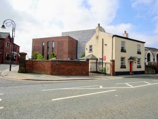 Similar property image