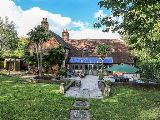 Similar property image