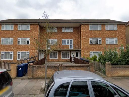 Similar property image