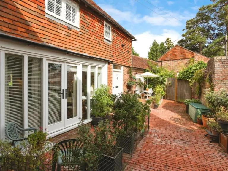 property Compatible Images}