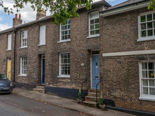 Similar property image