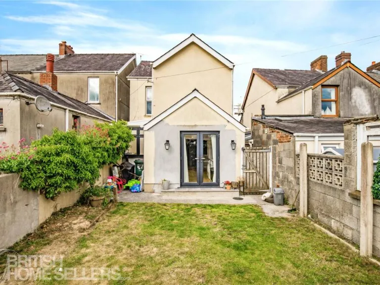 property Compatible Images}