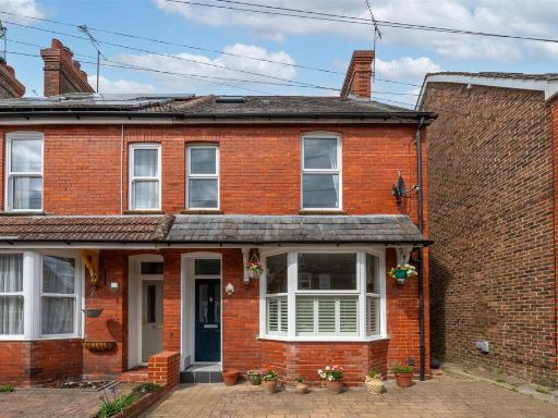 Similar property image