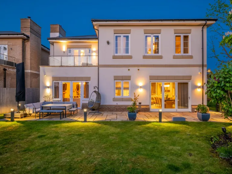 property Compatible Images}