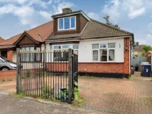 Similar property image