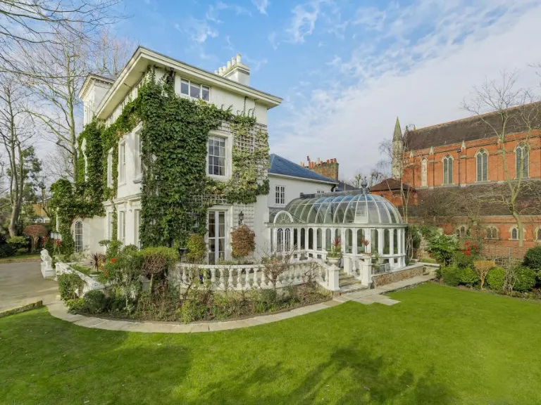 property Compatible Images}