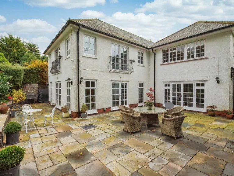 property Compatible Images}