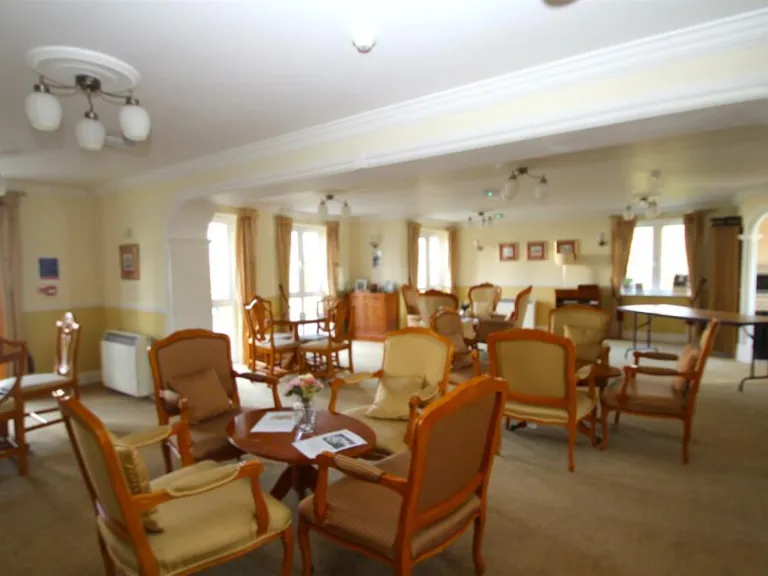 property Compatible Images}