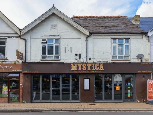 Similar property image