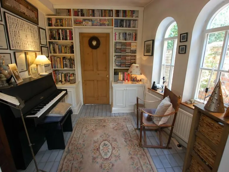 property Compatible Images}