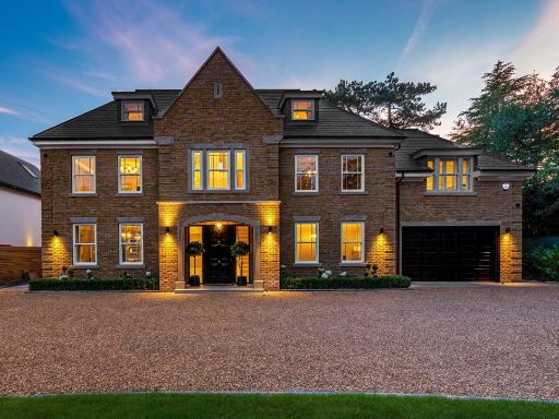 Similar property image