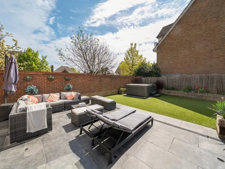 property Compatible Images}