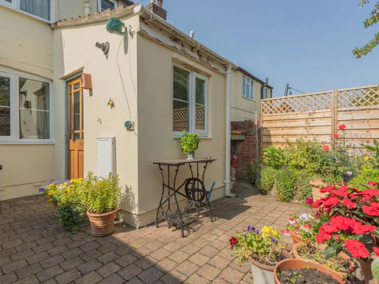 property Compatible Images}