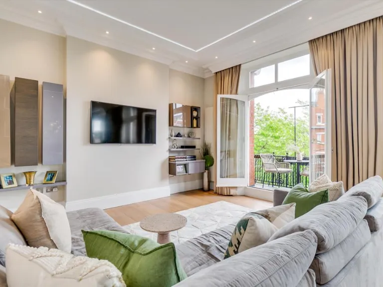 property Compatible Images}