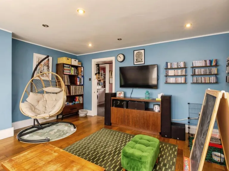 property Compatible Images}