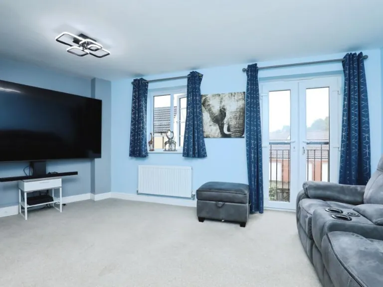 property Compatible Images}