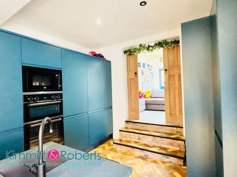 property Compatible Images}