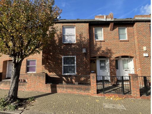 Similar property image