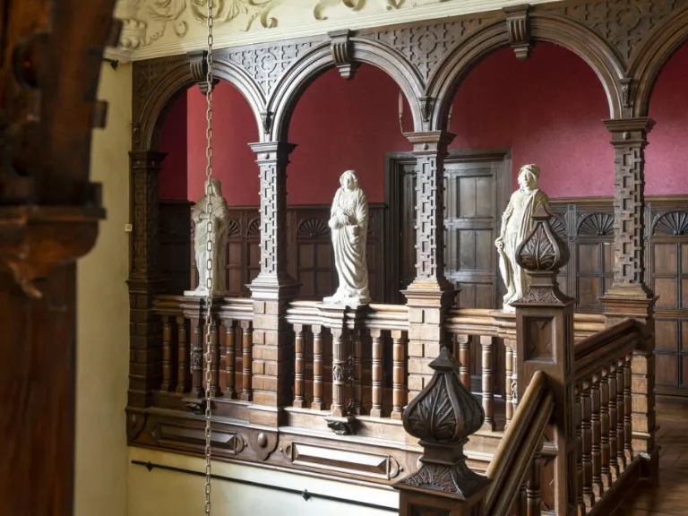 property Compatible Images}