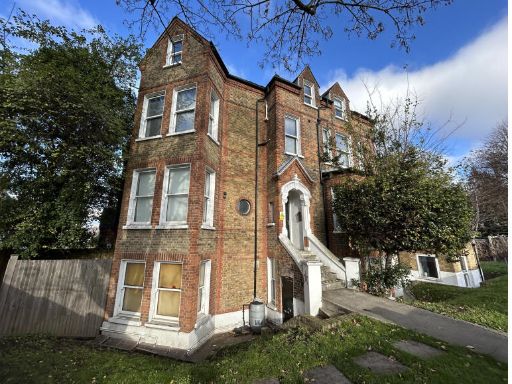 Similar property image