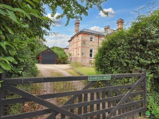 Similar property image