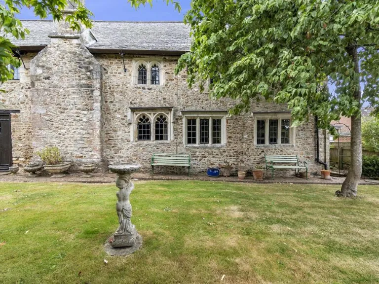 property Compatible Images}