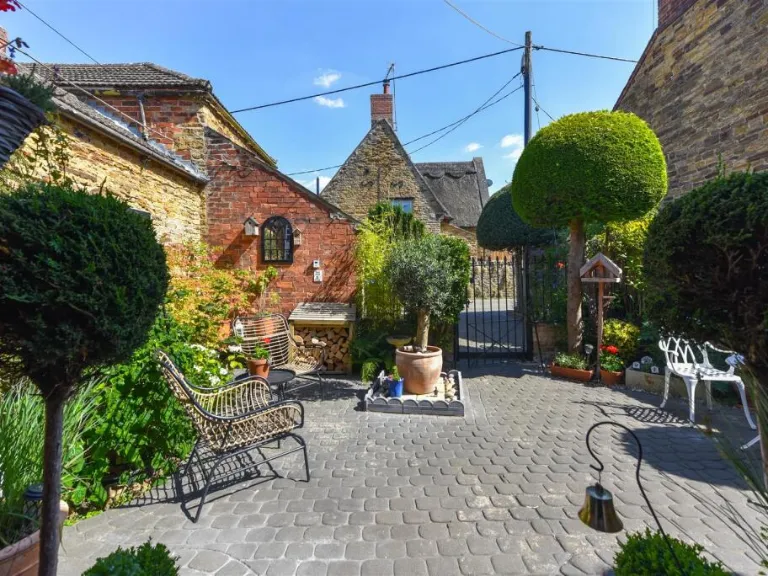 property Compatible Images}