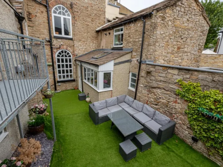 property Compatible Images}