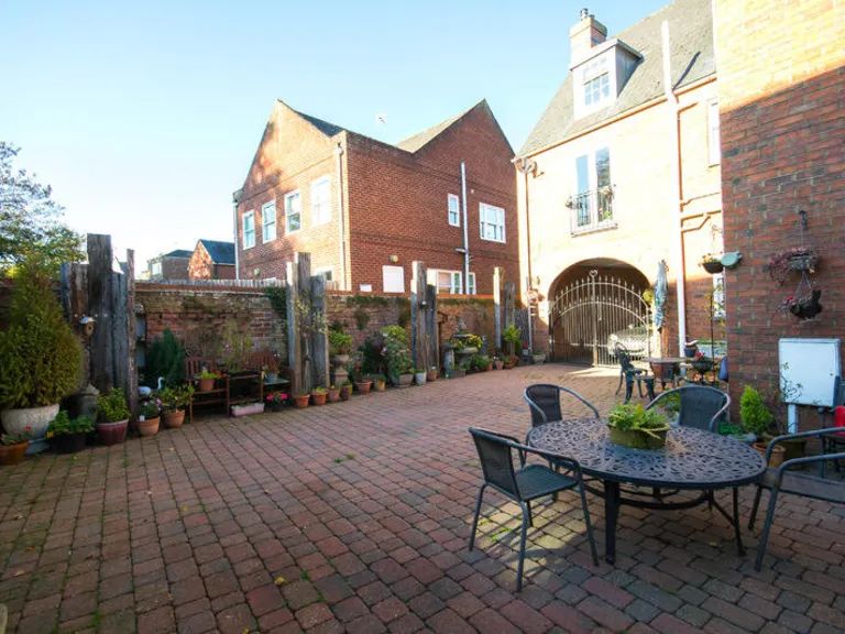 property Compatible Images}