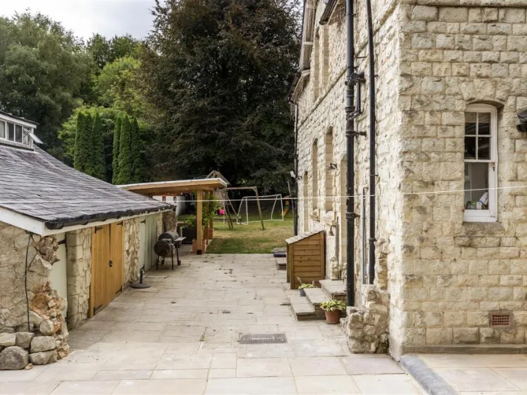 property Compatible Images}