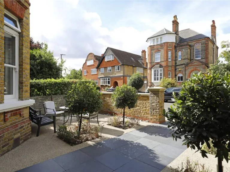 property Compatible Images}