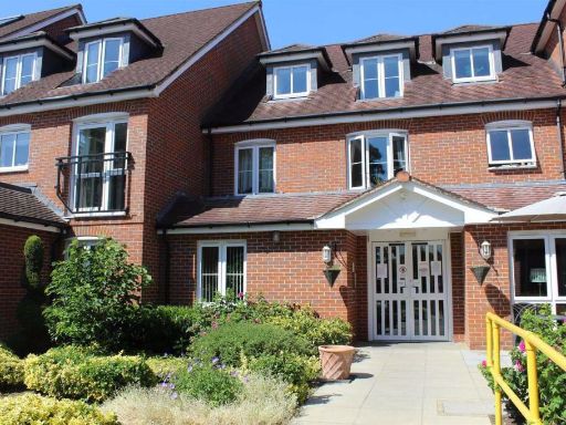 Similar property image