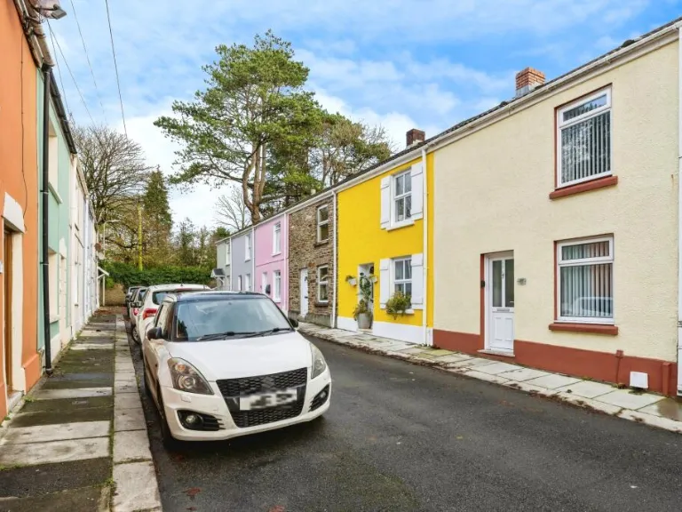 property Compatible Images}